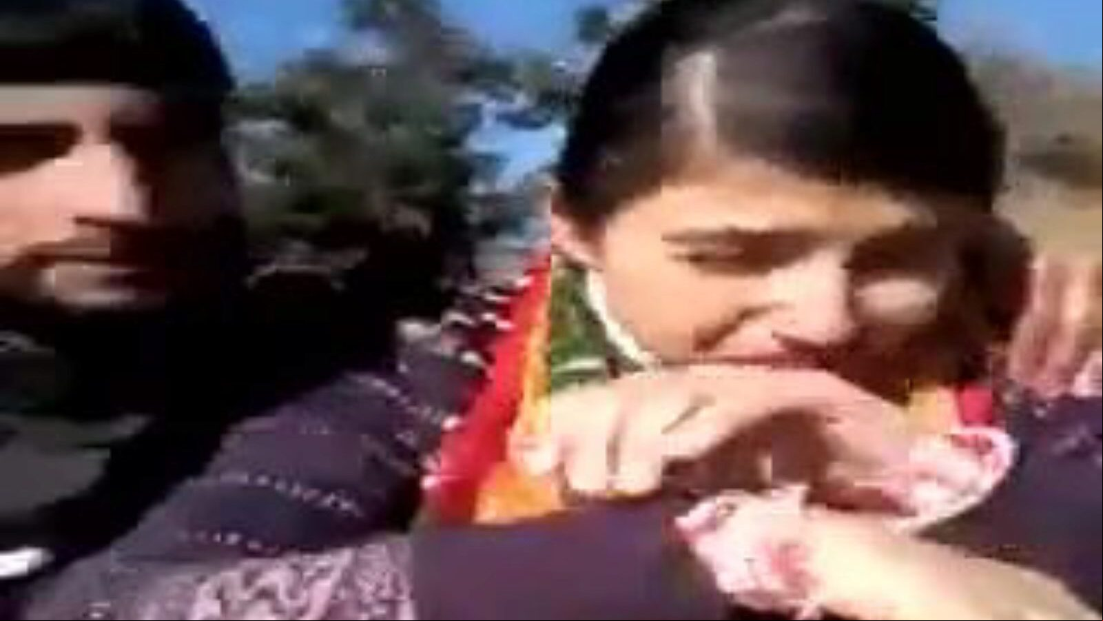 paki kashmiri pareja diversión al aire libre